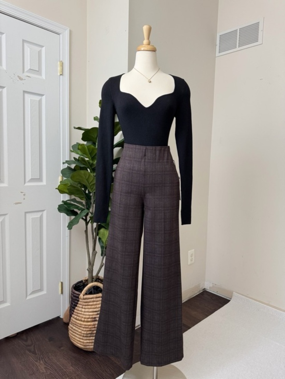 Wide Leg Plaid Trousers in Charcoal